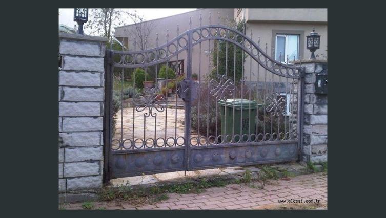 Bahçe Kapıları