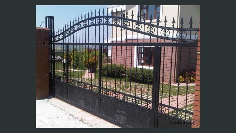 Bahçe Kapıları