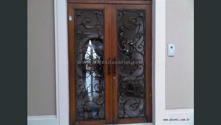Bina Kapıları